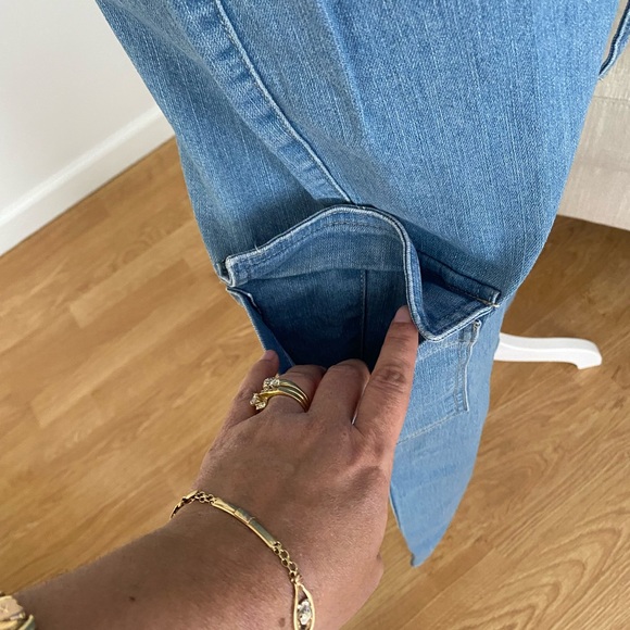 TINSEL TOWN JUNIOR’S BELTED CARGO DENIM JUMPSUIT SIZE: M - Picture 8 of 14